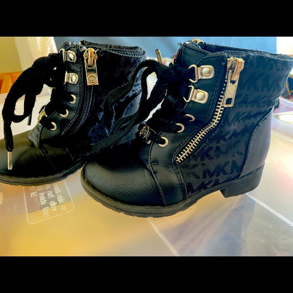 ToddlerMK black boots, lived but lots of life in them